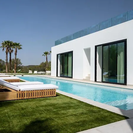 Contemporary Near Sitges Hills