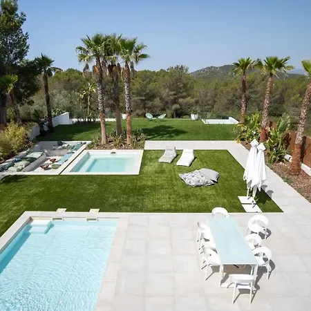 Contemporary Near Sitges Hills *