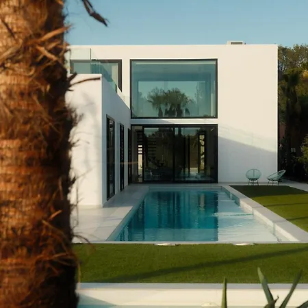 Villa Contemporary Near Sitges Hills *