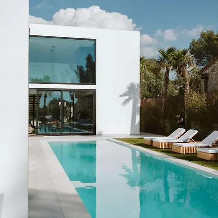 Villa Contemporary Near Sitges Hills L'Arbocar